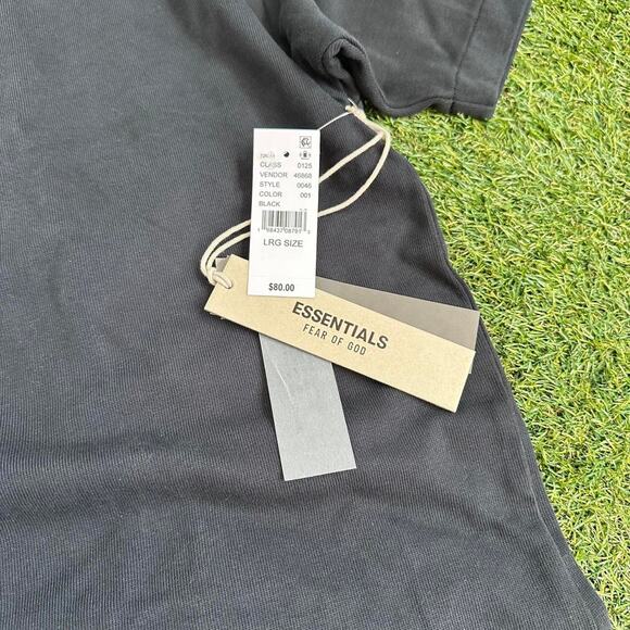 Fear Of God Essentials T-shirt New with Tags - Picture 3 of 4